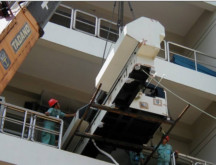 無錫設備吊裝搬運廠家：怎樣保證重型設備的安全搬運？