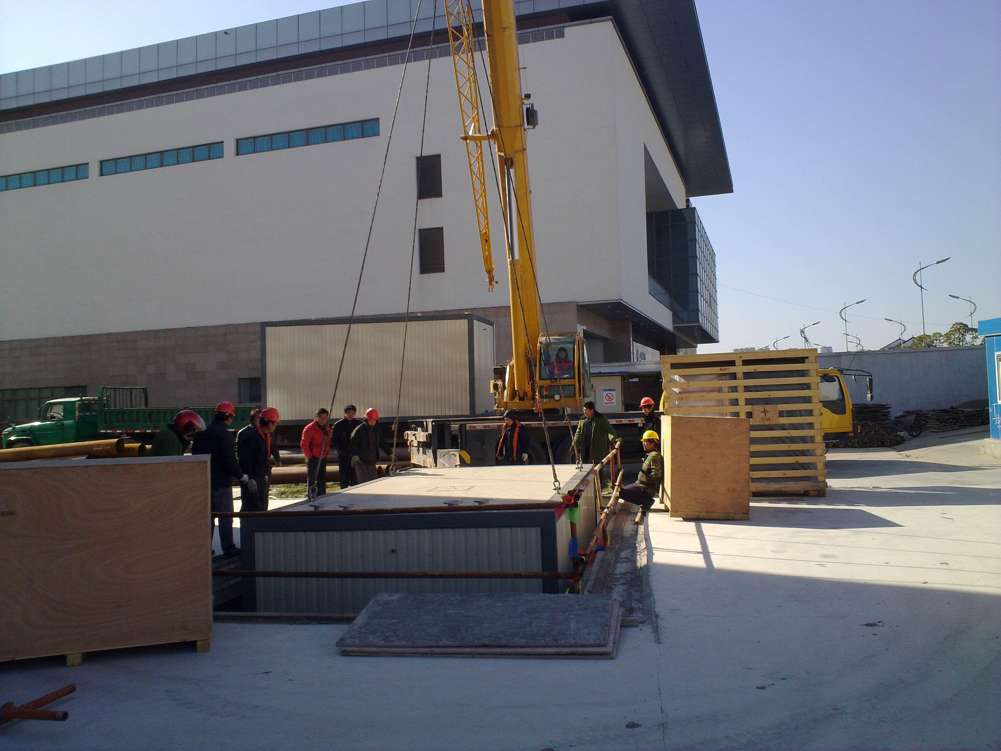 無錫大型設備搬運公司:工廠設備在搬運的時候需要遵守哪些原則？